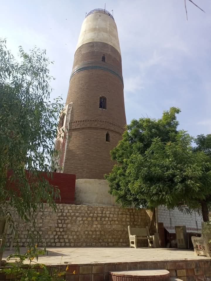 Masoom Shah Minar, Sukkur